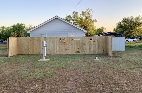 Ballinger RV Rental | RV Hookup: 30 or 50 amp with sewer access for waste disposal.