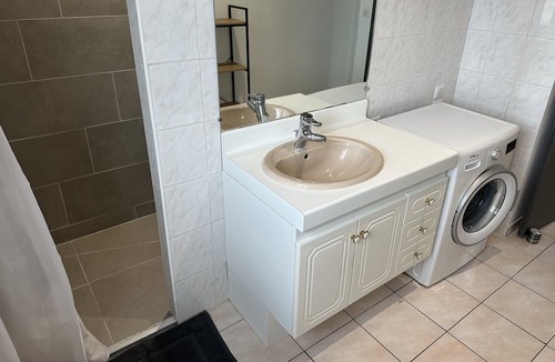 Grauves Bed & Breakfast | La Maison des Vendangeurs