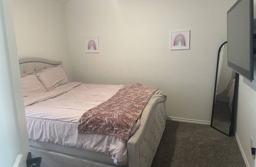 Forney House | Loving Tidy Home 25 mins from downtown Dallas