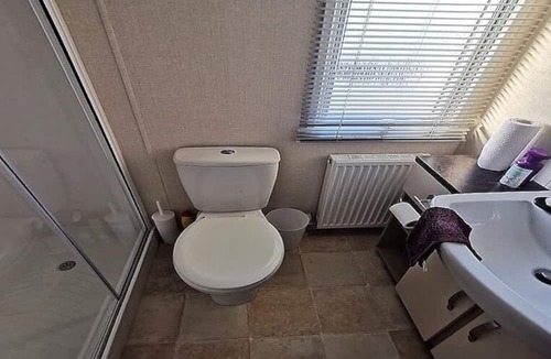 Dunbar House | 2 Bedroom Viceroy Echo Caravan