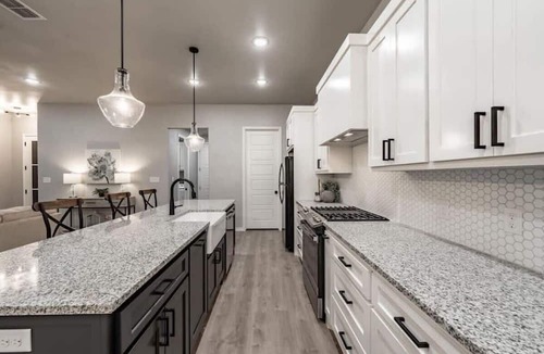 Lubbock House | Modern Uptown - 4BR/2BA - New Construction