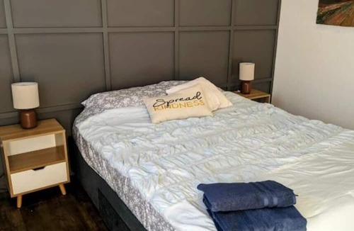 Winslow House | Bigfoot Hideout -Hotel amenities with a social vibe! Yeti #2