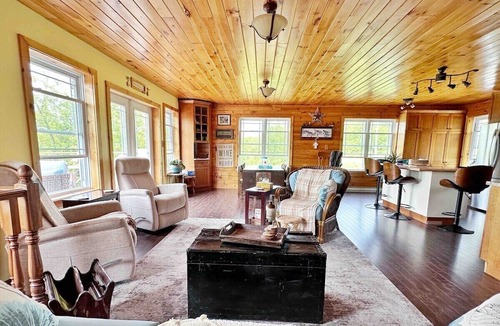Sheffield House | This house is a 2 bedroom(s), 2 bathrooms, located in Ripples, NB.