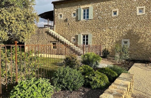 Bouchet Apartment | Vrbo Property