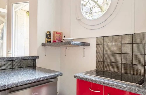 Neuilly-sur-Seine Apartment | Vrbo Property