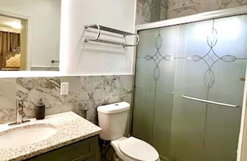 Jamaica Hills Apartment | 8459 Queens