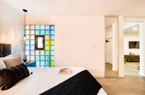 Centro Apartment | Modern & Stylish Apt | Gym+Rooftop (FirePit)+Lounge