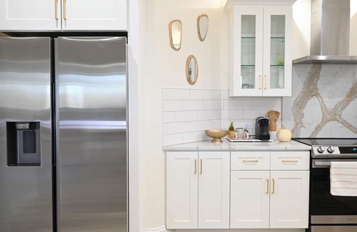 Wolcott House | Modern cozy home, pet friendly