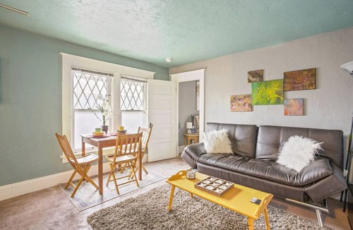 Billings Apartment | Meditate by the fire-Simplicity