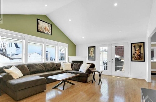 Westboro House | Gorgeous Place in Westboro