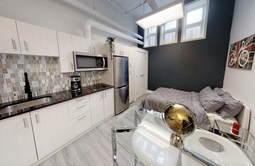 Sandy Hill Apartment | Studio in the heart of downtown!