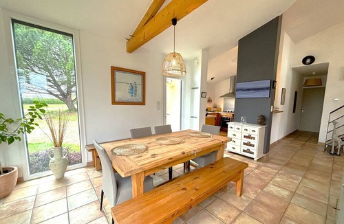 Le Bugue House | Stylish architect house with mature garden private pool. A real gem