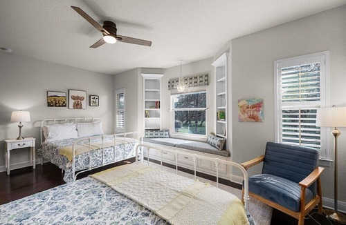 Garden Ridge House | Monthly Stays | Large Families | WIFI