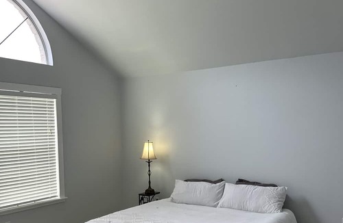 Brackettville House | Eclipse viewing in Fort Clark while enjoying golf, swimming and historic sites