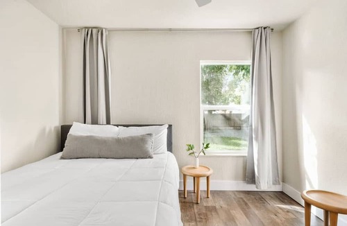 Chico House | Cute Haven Serene Backyard Oasis
