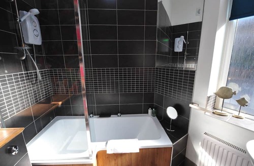 Harrogate Apartment | Harrogate Convention Suite , Harrogate Convention Centre Suite