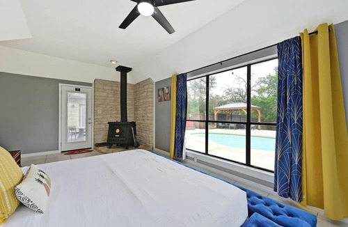 Manchaca House | Manchaca Home with Pool & Spa - Red Door Ranch!