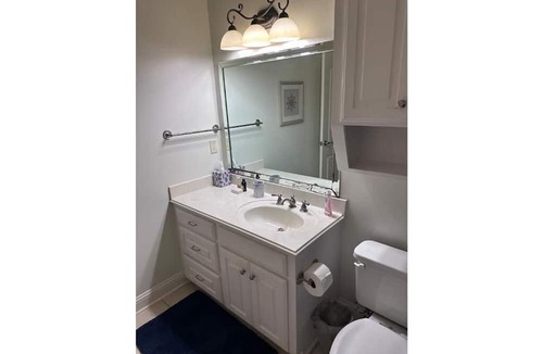 Shreveport House | Charming 4/3 in Twelve Oaks