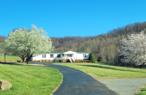 Lovingston Cabin | Blue Ridge Cabin