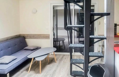 Crouzilles House | 2 bedroom accommodation in Crouzilles