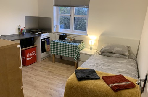 Blackburn Cottage | Nice Flat with parking