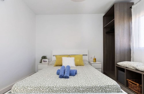 Les Planes del Rei Villa | Stunning private villa for 6 people with WIFI, pool, TV, terrace and parking