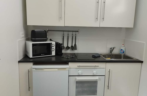 Saint-Quentin Apartment | Le Champs-elysées Duplex Wifi