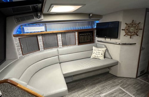 Henderson Boat Rental | Looking for a unique lake travel experience? Look no further!