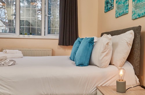 Littleover Apartment | Burton Road Comfy House