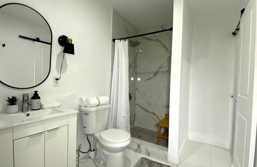 West Bronx Apartment | Luxury OneBed Unit