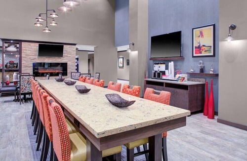 Columbus House | Modern Rooms | EV Charging & Indoor Pool | Next to Scioto Downs