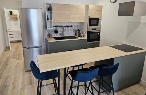 Saint-Priest Apartment | Le 14B RDC