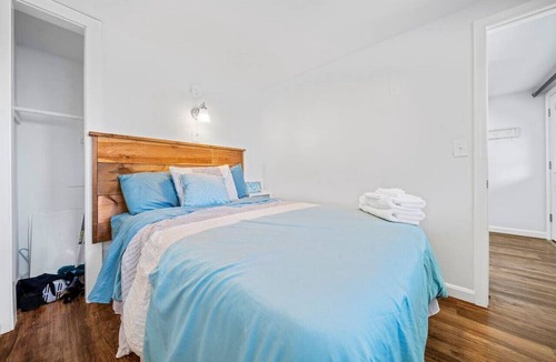 Ocean Park Apartment | Seaside Studio Retreat | Sleeps 4 | Parking