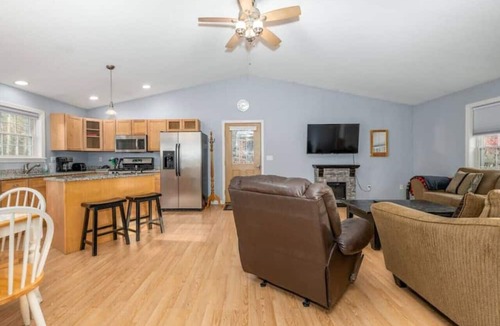 Holden House | Closed Listing - Not Bookable