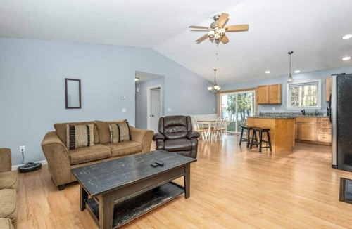 Holden House | Closed Listing - Not Bookable