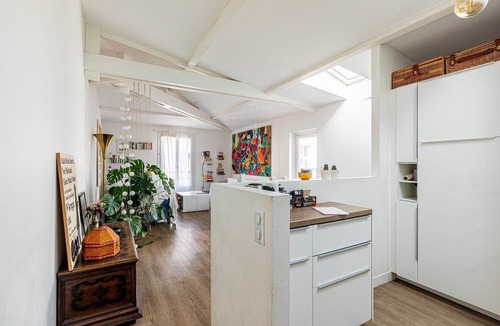 Quartier de la Chapelle Apartment | GuestReady - Urban retreat with sunny terrace