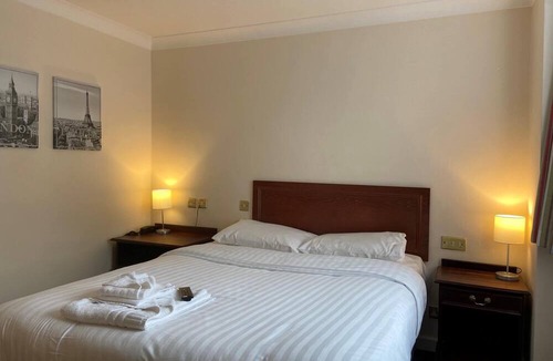 Dudley Hotel | Superior Hotel