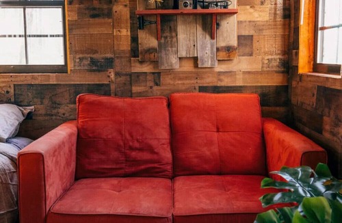 Holladay Cabin | Cozy Tiny Cabin Getaway w/ Views