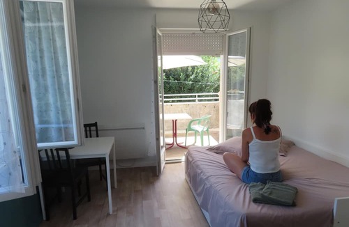 Perrigny Apartment | Studio six