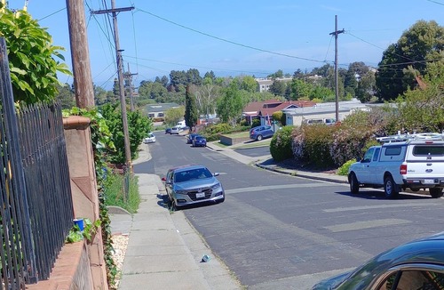 Pinole Apartment | Excellent privacy on this Hill