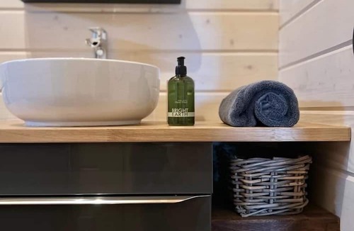 Gloucester Cabin | Stunning Logcabin