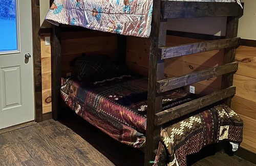 Jackman Cabin | Three bedroom cabin