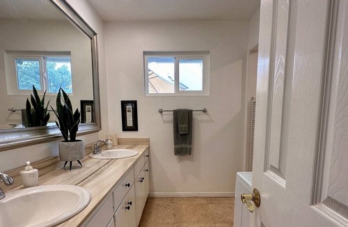 Midway House | Longterm Stays Welcome - Escondido Safe Haven