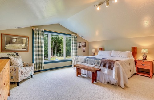 Forks Cabin | Quintessential Pacific Northwest Experience