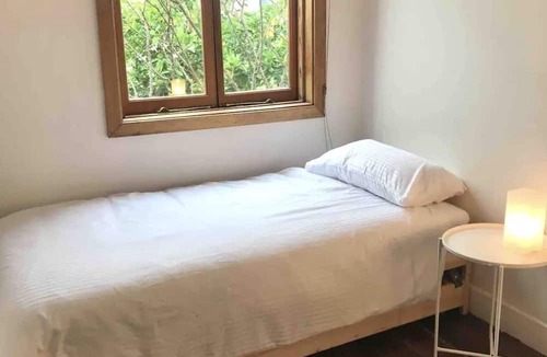 Mulbring House | Mulbring Miner's Cottage