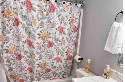 Webster Square Apartment | New Modern Studio