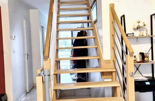 Clamart House | Homerez - Charming House in Clamart with Garden and Jacuzzi