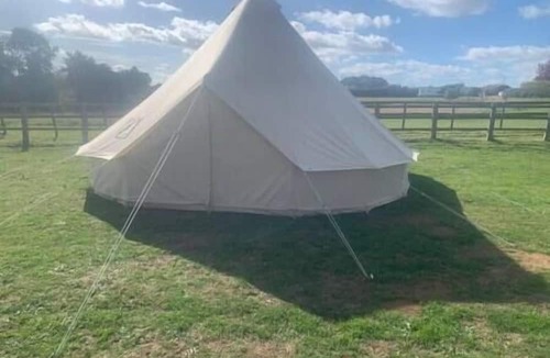 Cuddesdon House | Glamping Bell Tent 1