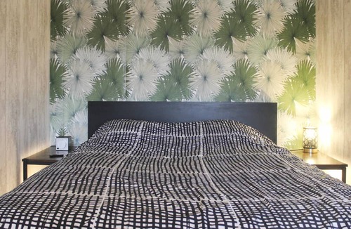 Flandres Apartment | Large studio with balcony