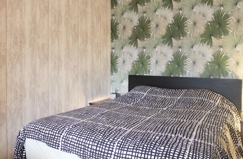 Flandres Apartment | Large studio with balcony